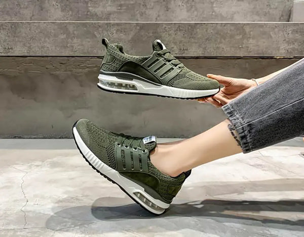 Fashionable, stylish, sport shoes, running shoes, everyday sneakers, breathable design, aircushioning, heel support, elastic closure, easy slip in. green trainers